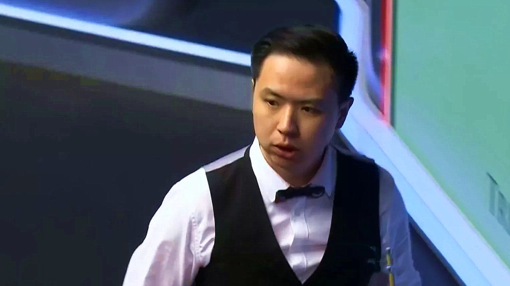 些崭露头角 些崭露头角